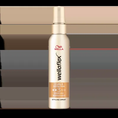 Spray cu grad de fixare 3 pentru definirea buclelor Wellaflex, 150ml, Wella
